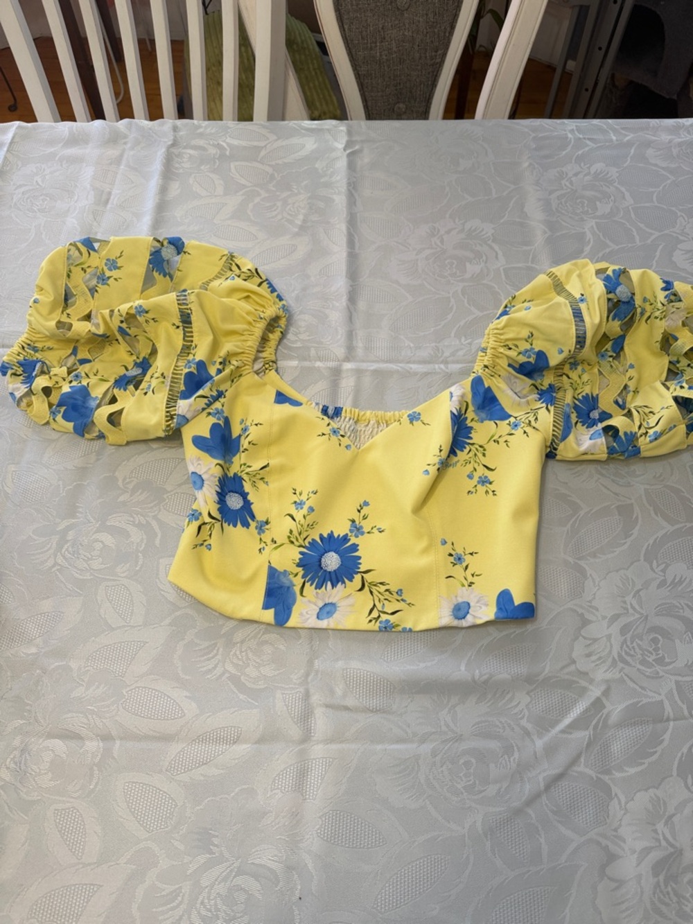 Yellow Floral Puff-Sleeve Crop Top with Blue Bloom Print